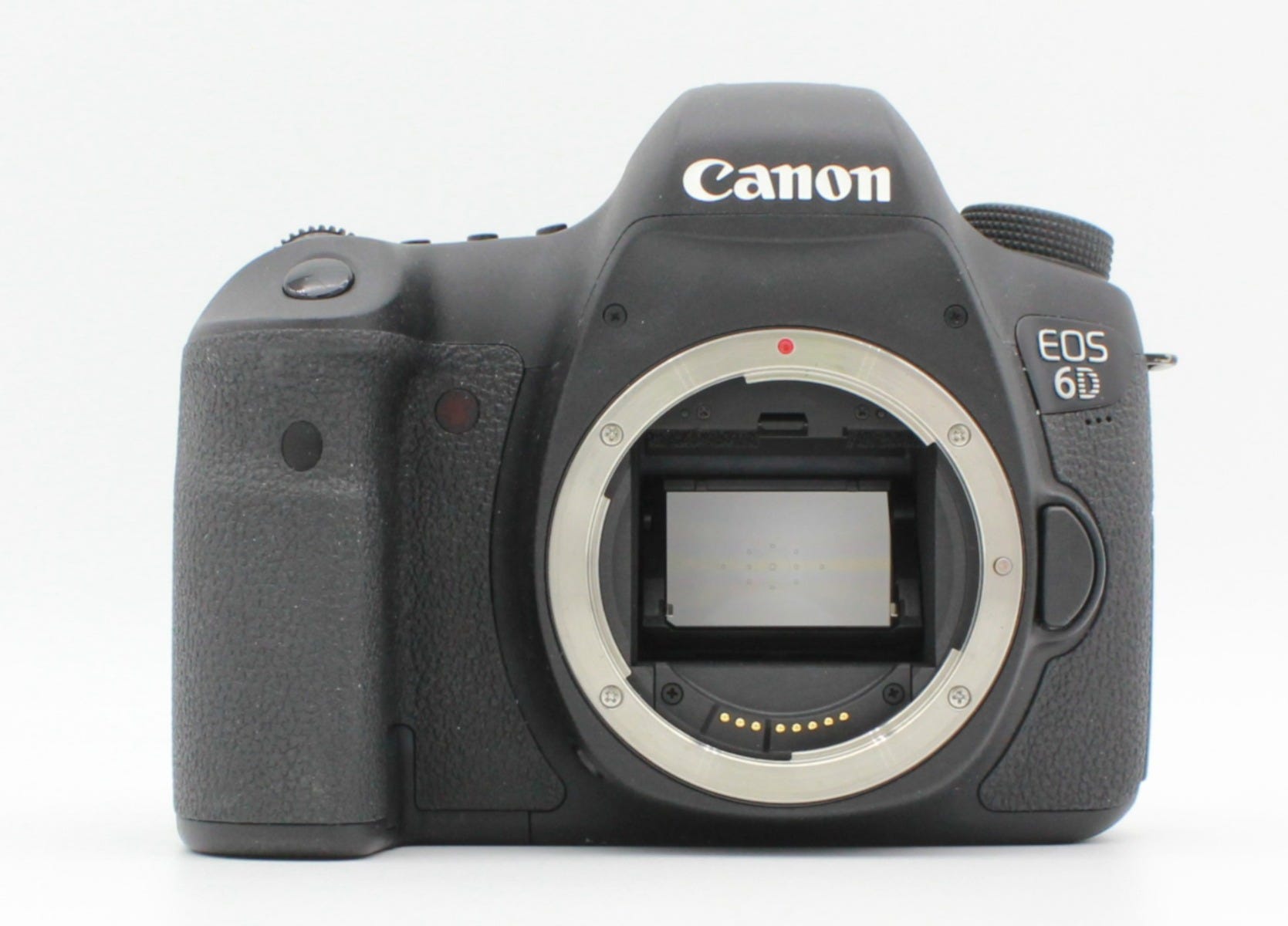 Used Canon EOS 6D Body with EF 24-105mm Zoom Kit S/N 235020000862