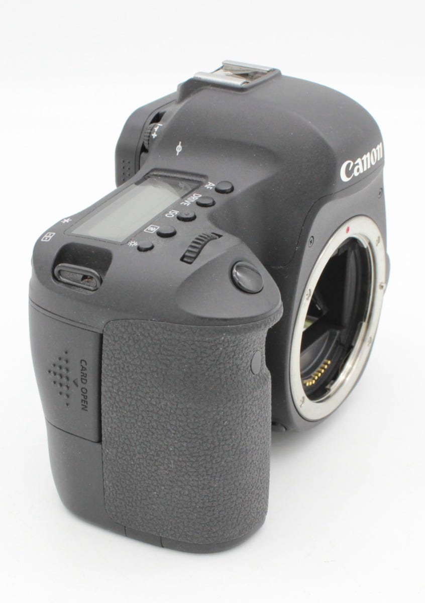 Used Canon EOS 6D Body with EF 24-105mm Zoom Kit S/N 235020000862