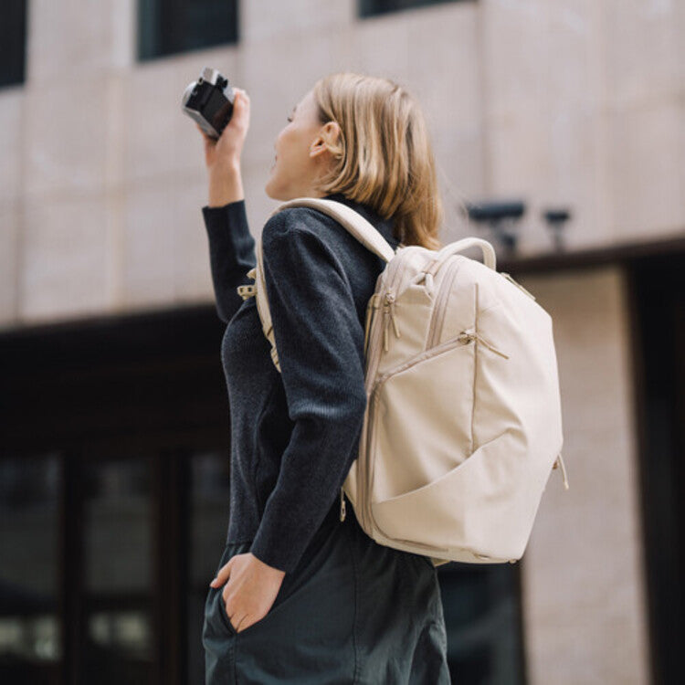 PGYTECH OneGo Lite Backpack 16L - Cream 