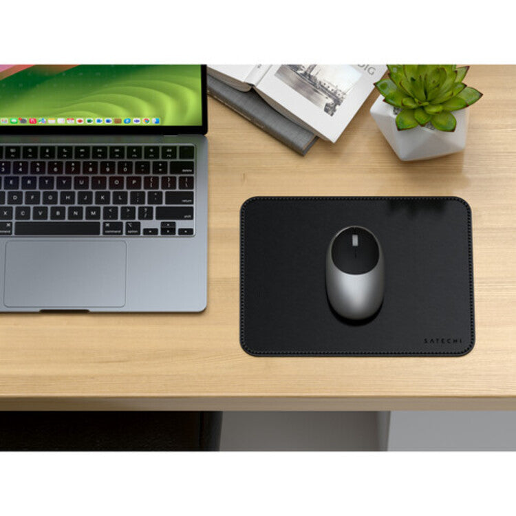 Satechi Vegan-Leather Premium Mouse Pad (Black) 
