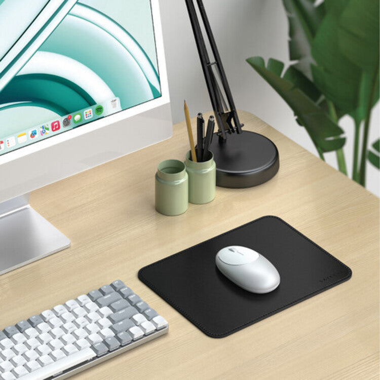 Satechi Vegan-Leather Premium Mouse Pad (Black) 