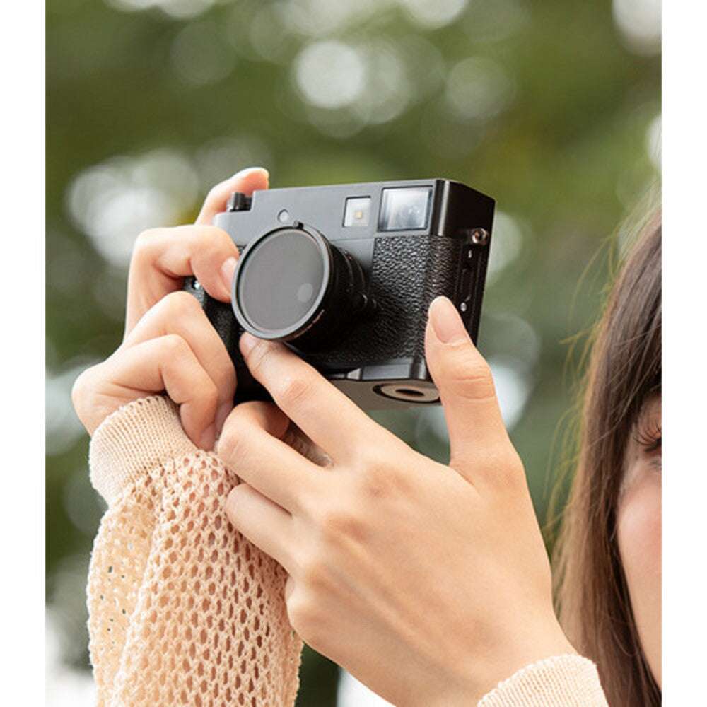 SmallRig L-Shaped Mount Plate with Wooden Handle for FUJIFILM X half (Black) 5224