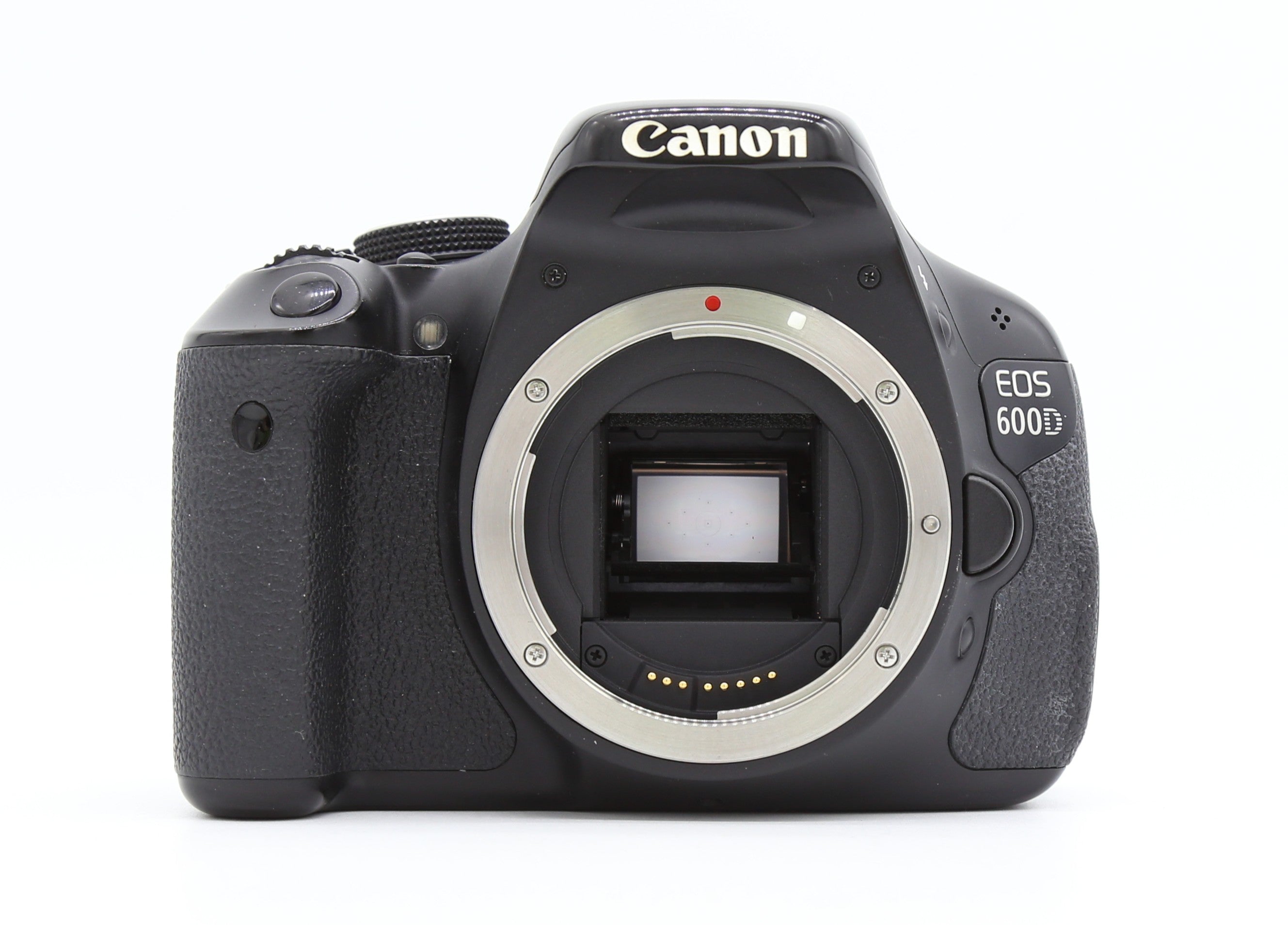 Used Canon 600D w EF-S 18-55mm f/3.5-5.6 IS Kit S/N145036001353