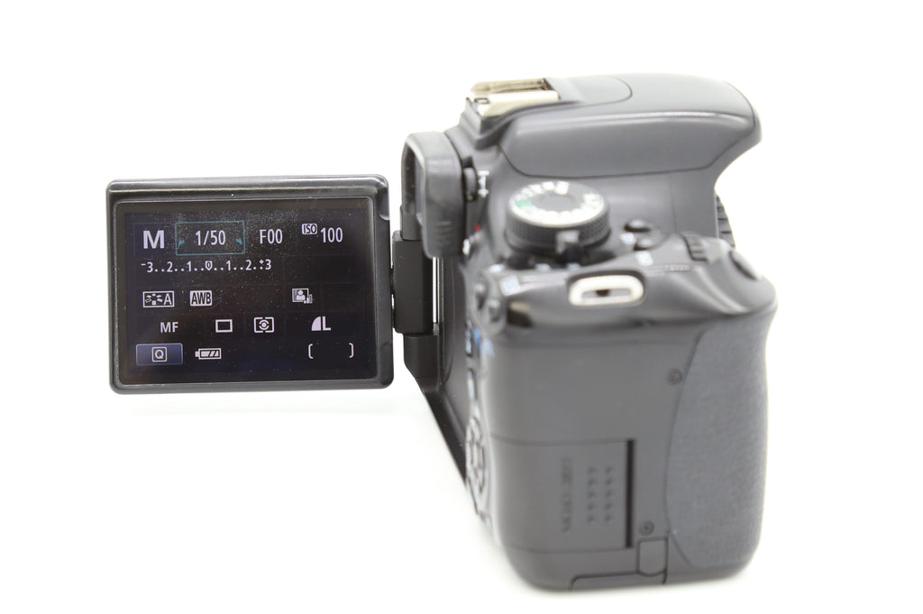 Used Canon 600D w EF-S 18-55mm f/3.5-5.6 IS Kit S/N145036001353