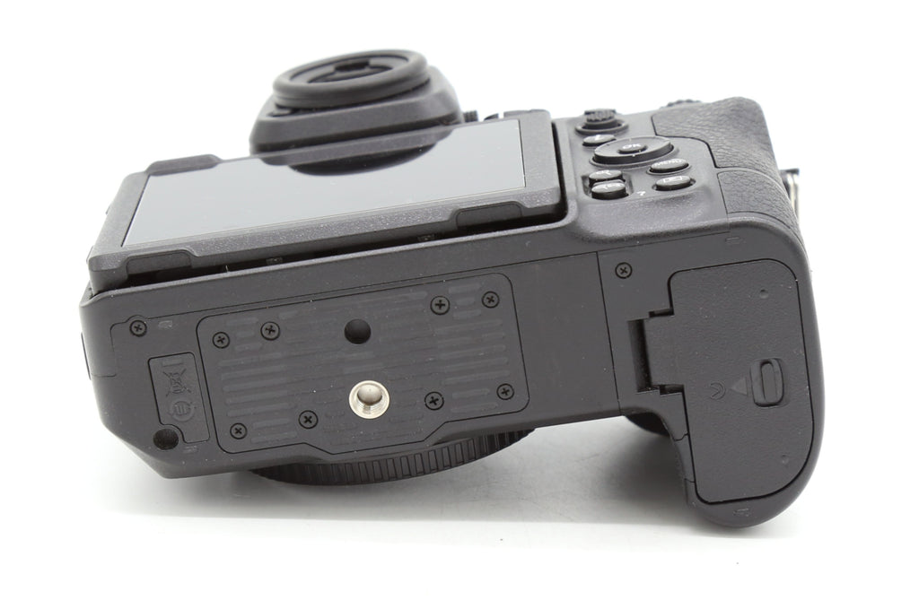 Used Nikon Z8 Body Only S/N: 7403309 -