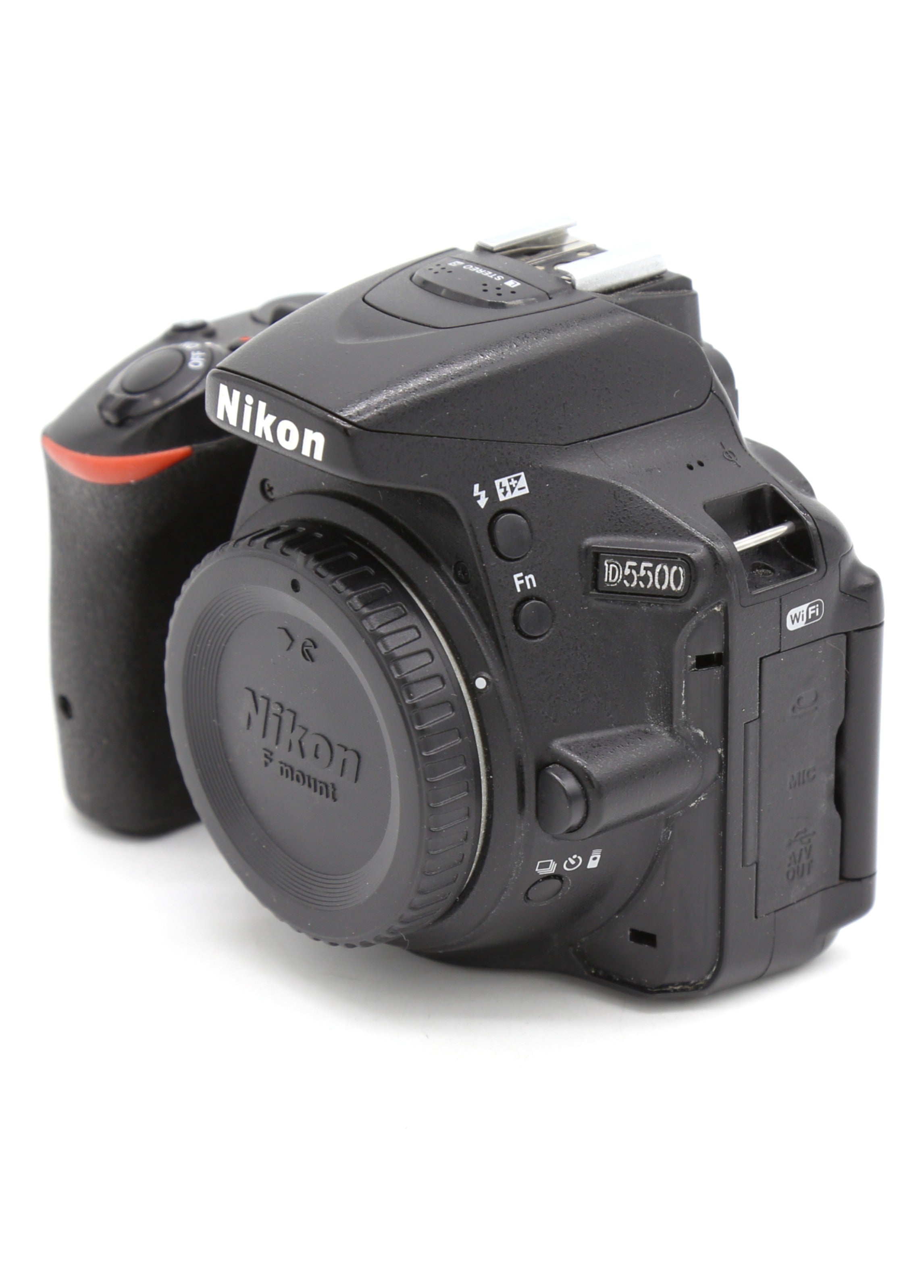 Used Nikon D5500 Body Only S/N: 7121702