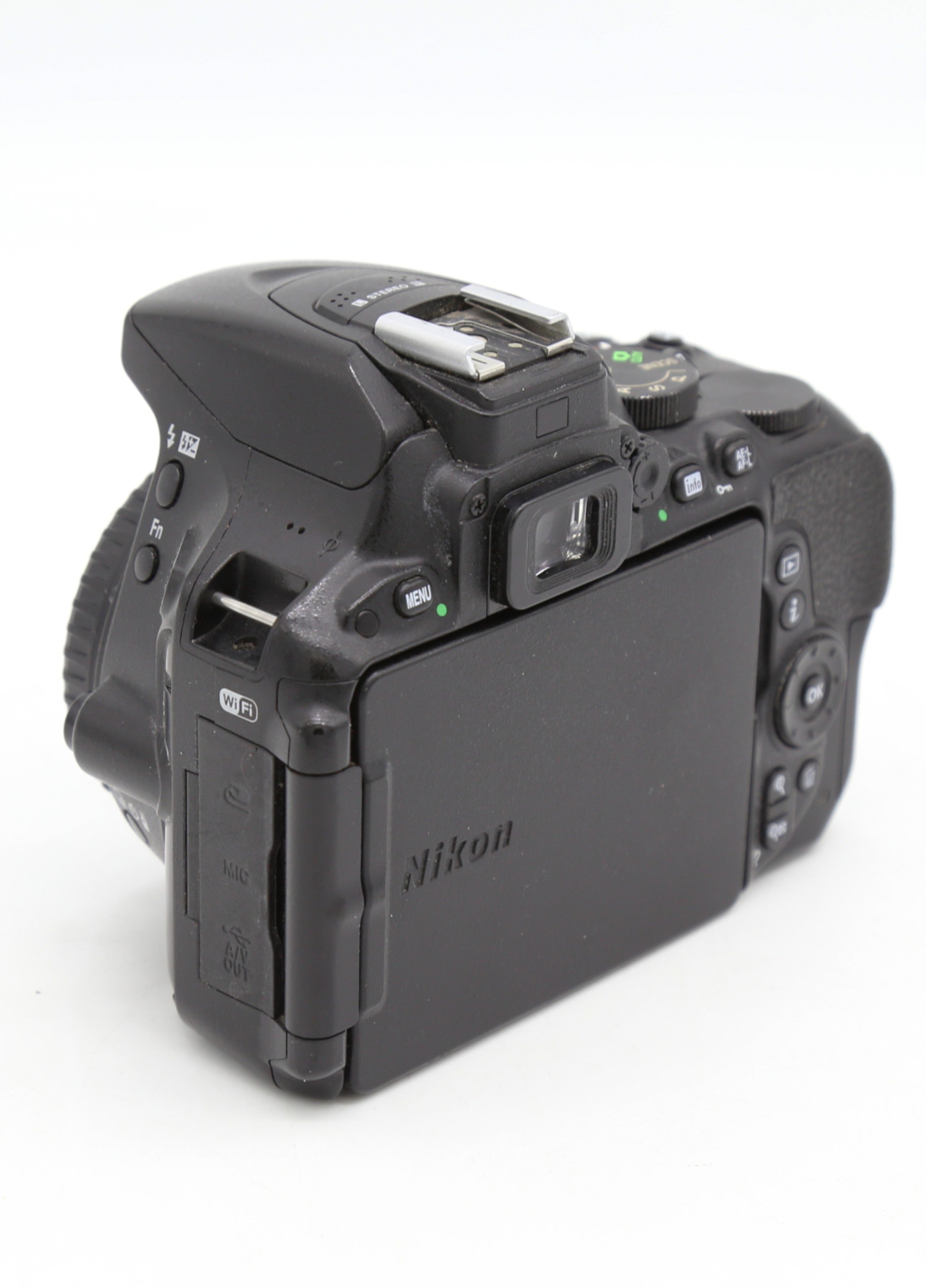 Used Nikon D5500 Body Only S/N: 7121702