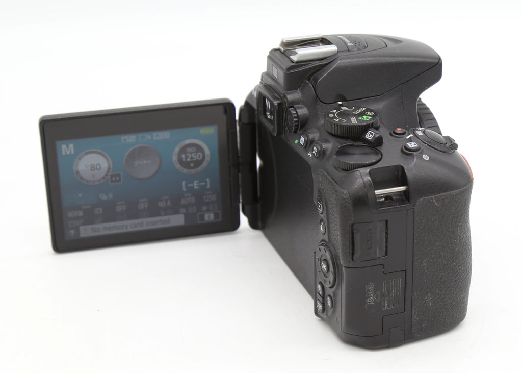Used Nikon D5500 Body Only S/N: 7121702