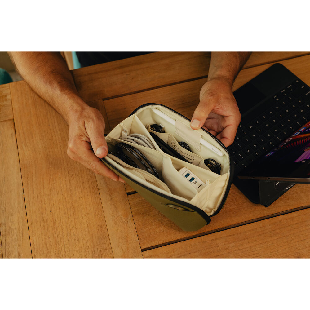 Peak Design Tech Pouch v2 - Kelp - Small