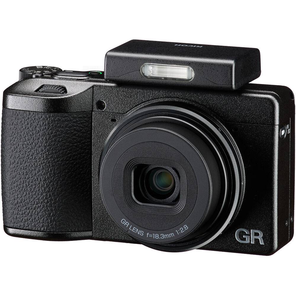 Ricoh GF-2 Flash