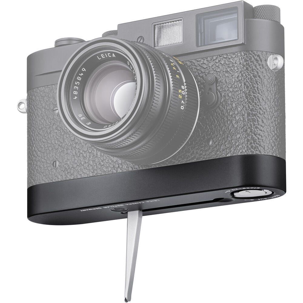 LEICA LEICAVIT M Winder for Leica M Film Cameras (Black Paint Finish)