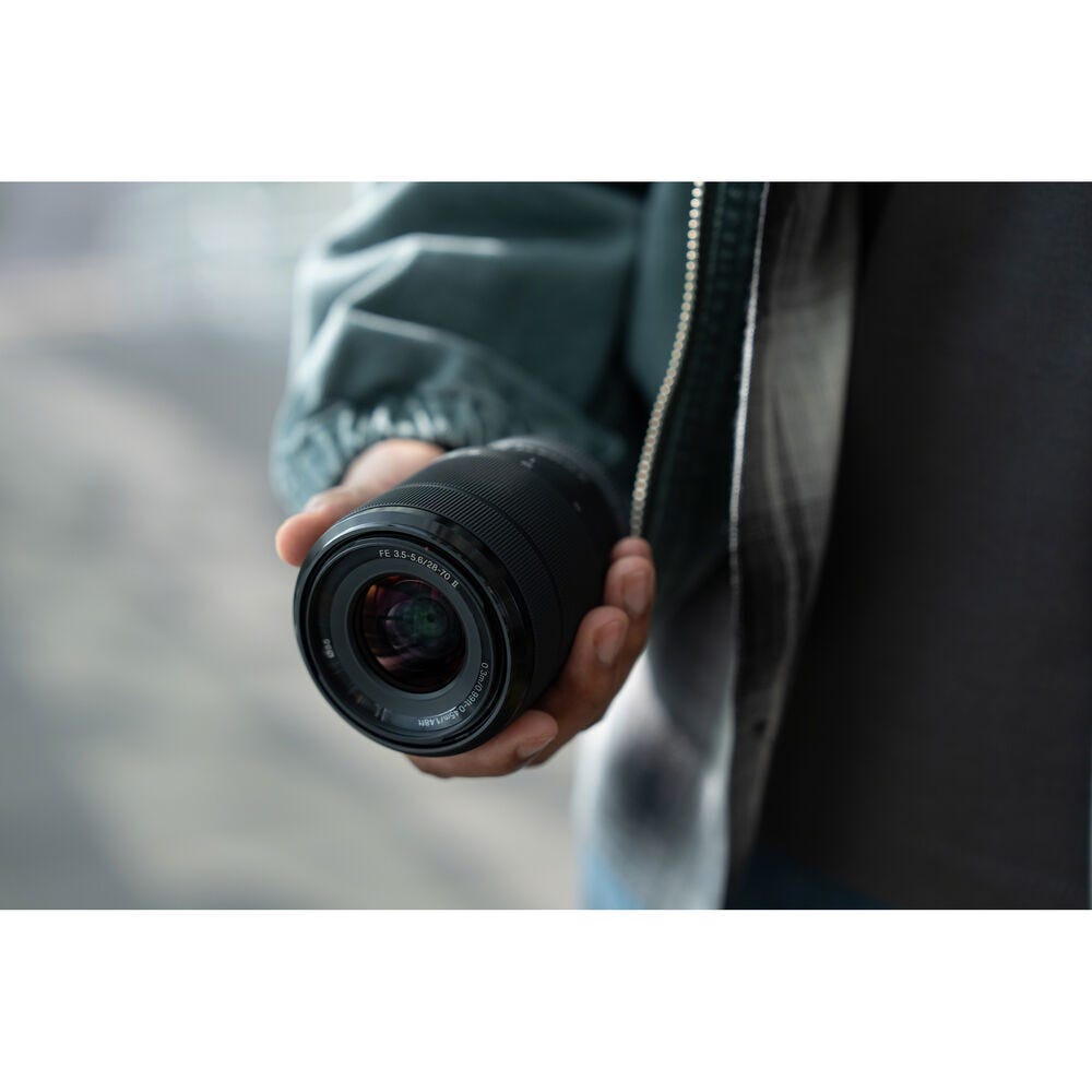 Sony FE 28-70mm f/3.5-5.6 OSS II Lens