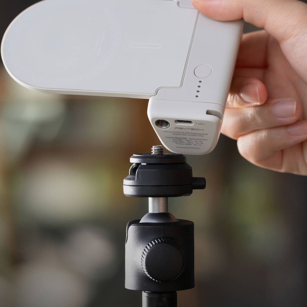 MagCam 2 Phone Grip (Misty Gray)