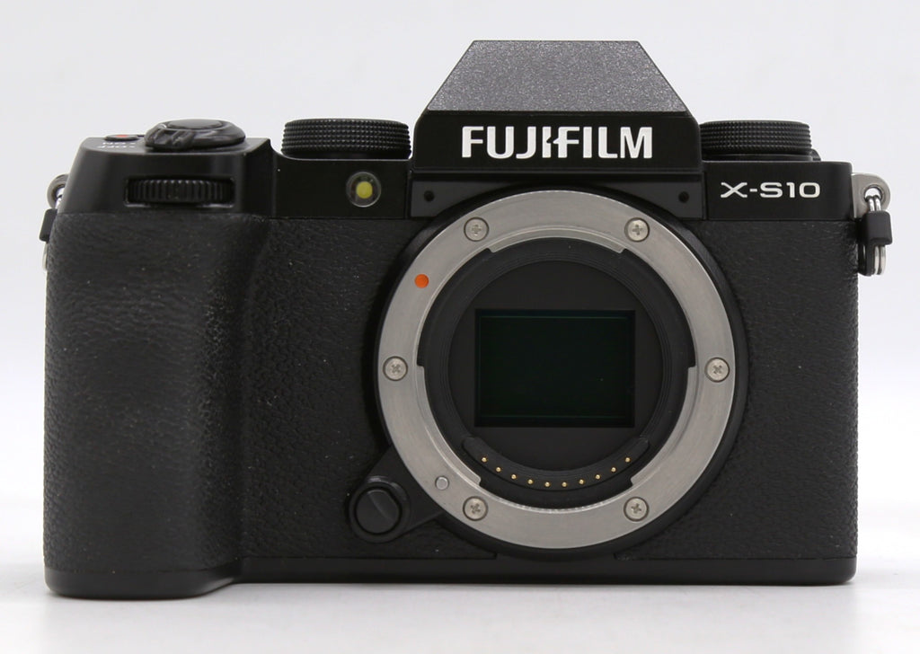 Used Fujifilm X-S10 Body Only S/N: 0D008528