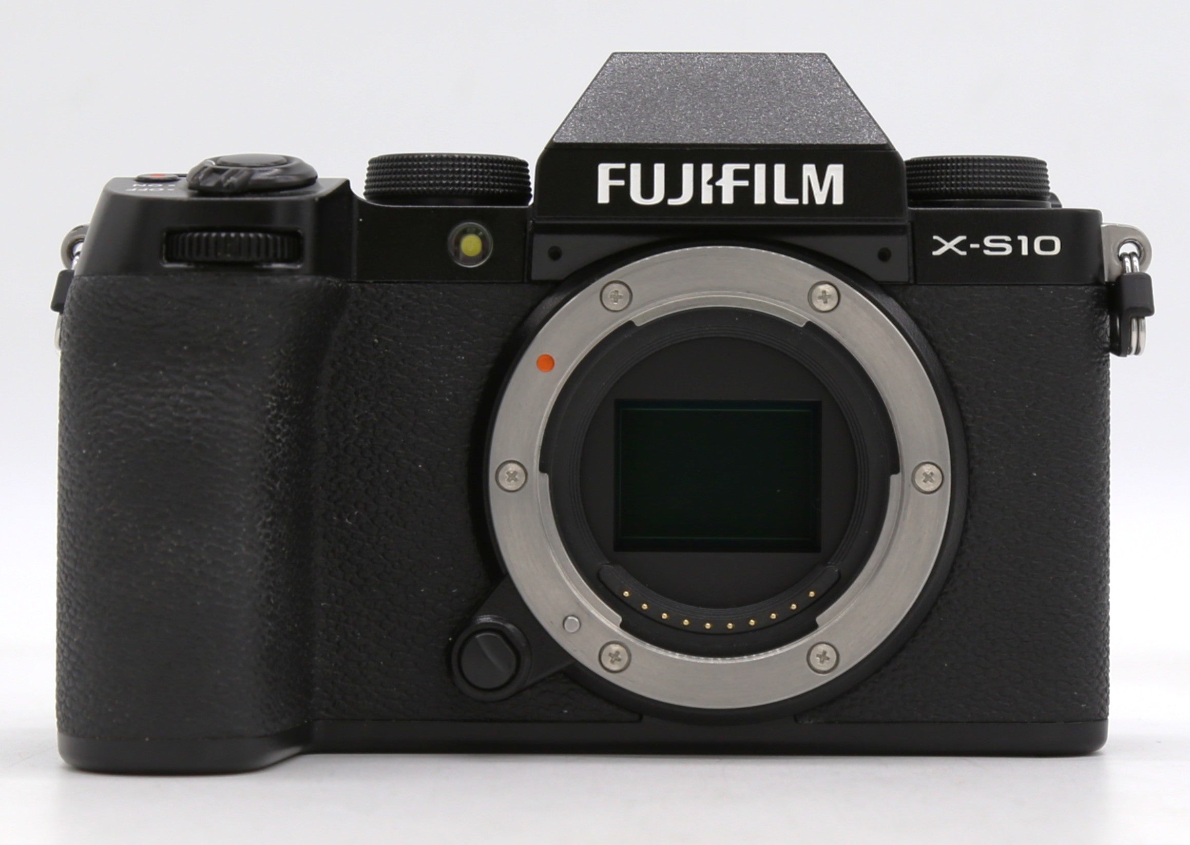 Used Fujifilm X-S10 Body Only S/N: 0D008528