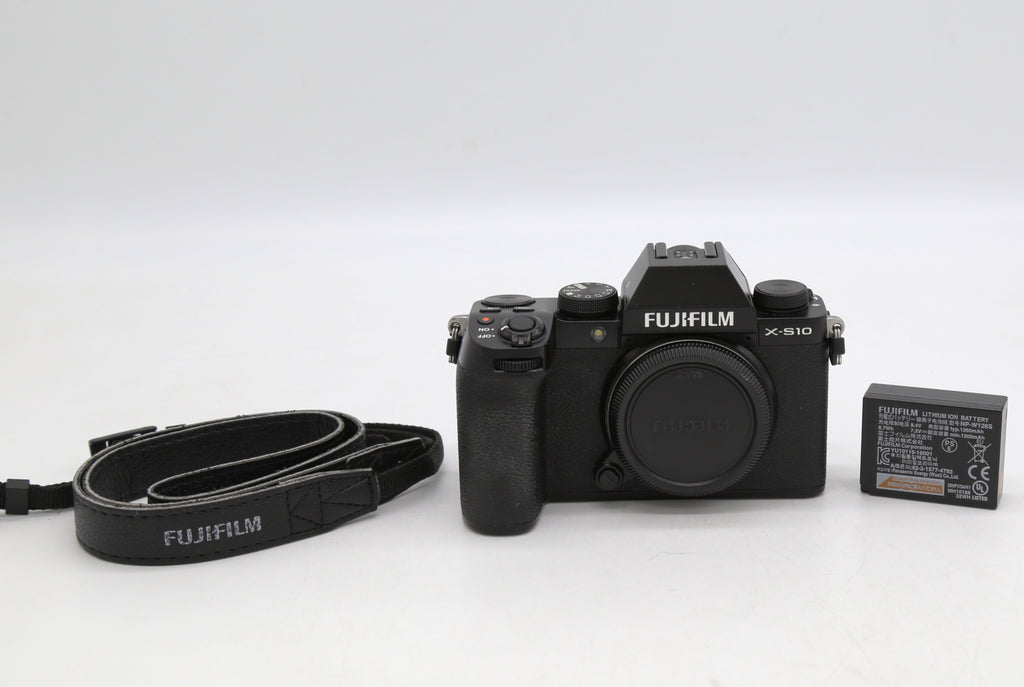 Used Fujifilm X-S10 Body Only S/N: 0D008528