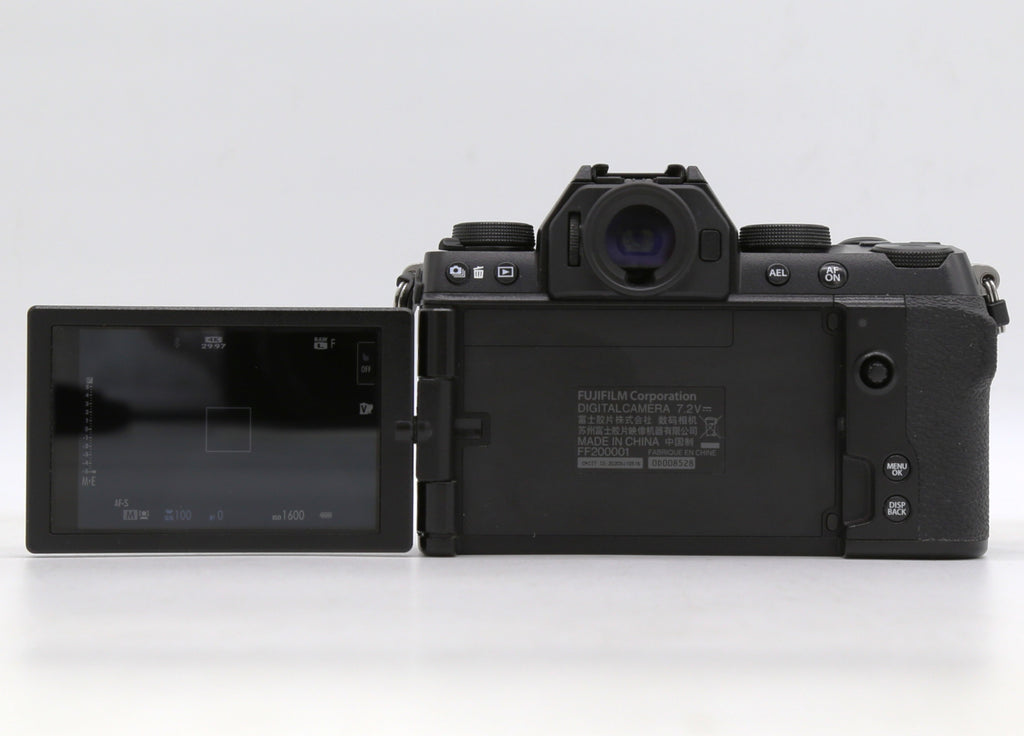 Used Fujifilm X-S10 Body Only S/N: 0D008528