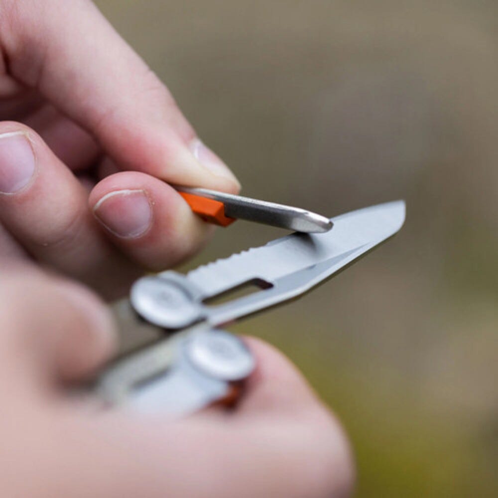 Leatherman Signal Camping Multi-Tool with Nylon Sheath - Mesa Verde
