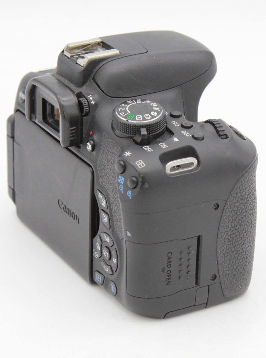 Used Canon EOS 750D Body S/N 035032001980
