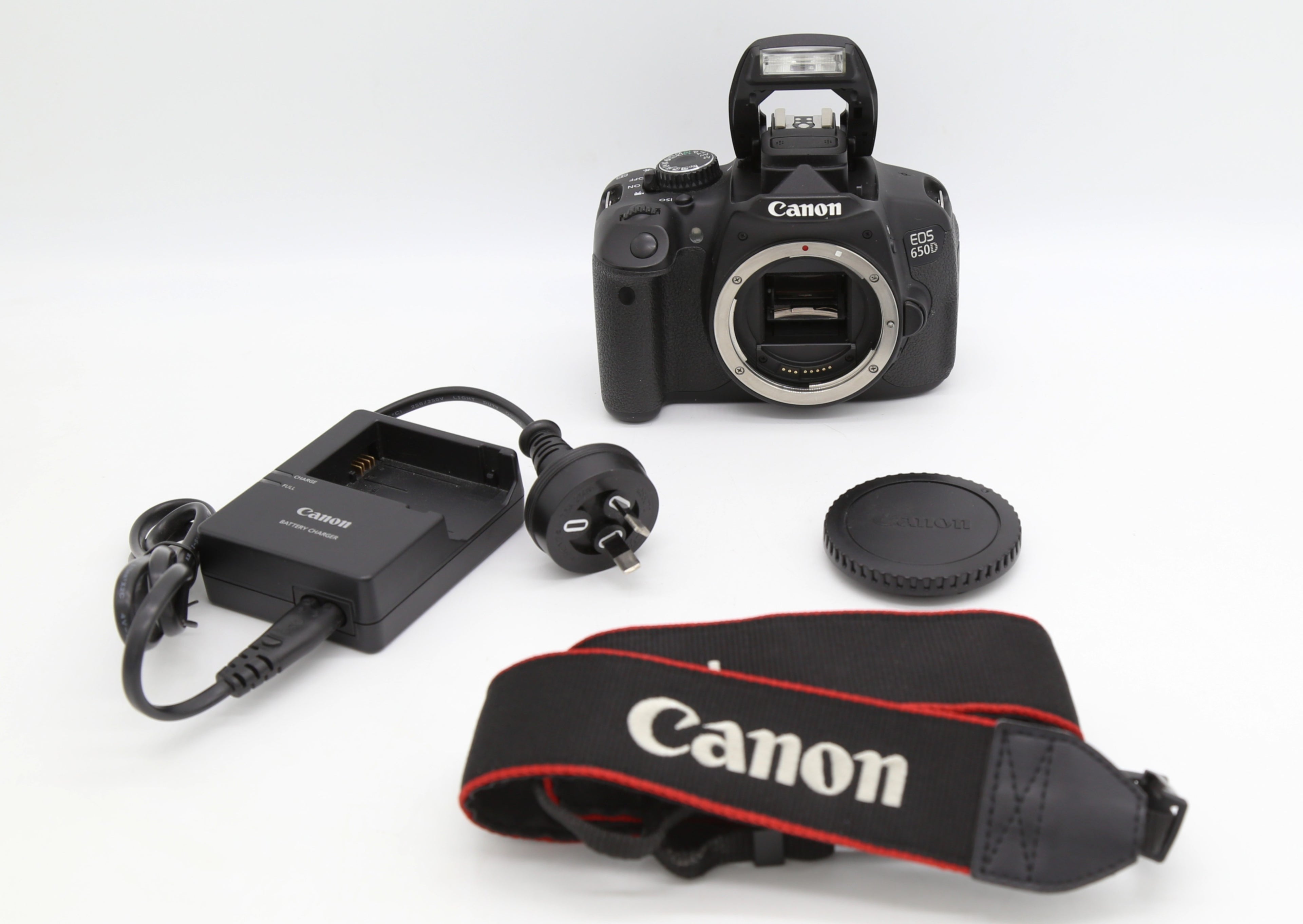 Used Canon EOS 650D Body Only  (Read) S/N 075053001011