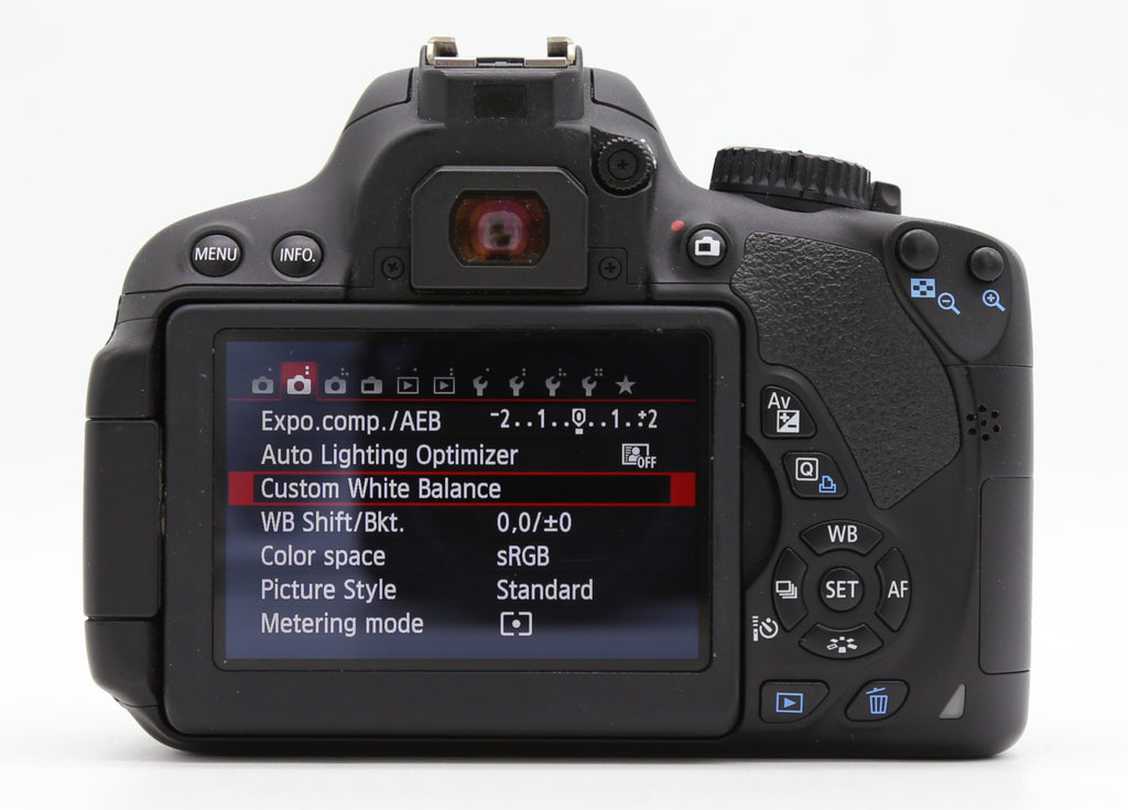 Used Canon EOS 650D Body Only  (Read) S/N 075053001011