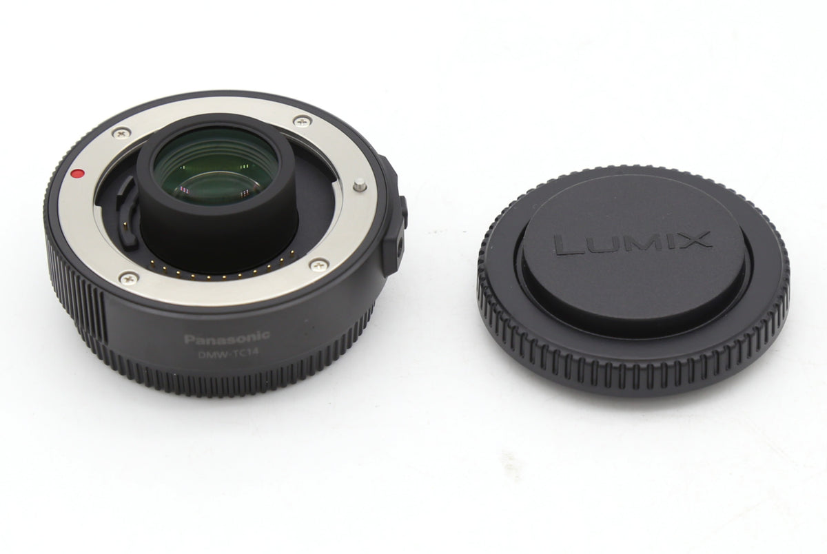 Used Panasonic Lumix Leica DG Elmarit 200mm f/2.8 Power OIS w. 1.4 Conv  S/N JF8CA101050