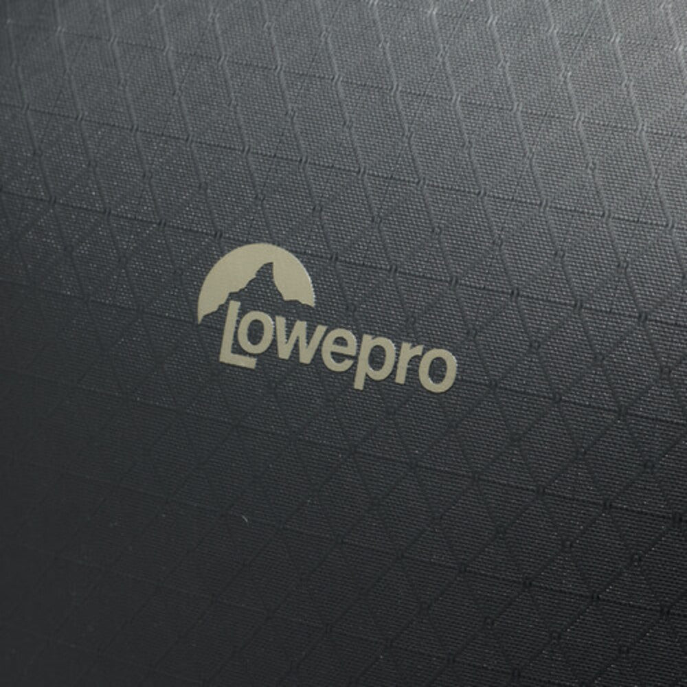 Lowepro Fastpack BP150 AW IV, 16L - Black