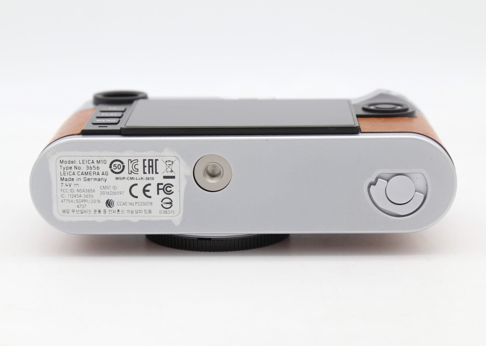 Used Leica M10 Silver Chrome Finish with Tan Leather SN 05190456