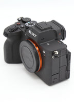 Used Sony A7R V Body Only (Shutter Count 374) S/N:2763632