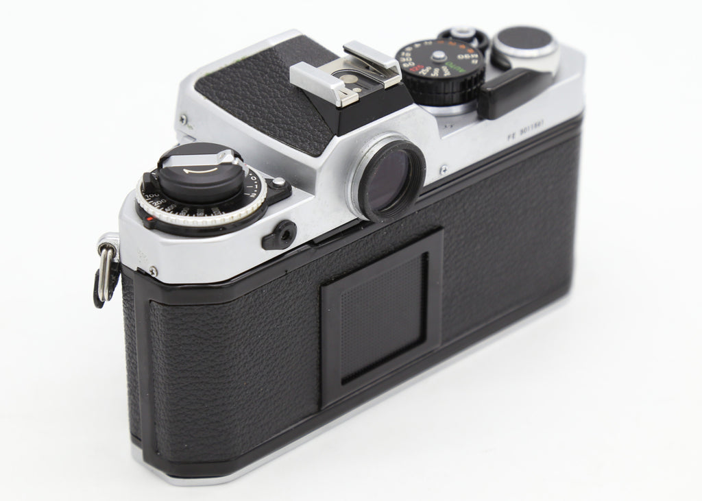 Used Nikon FE Silver Body only 35mm Film Camera  S/N 3011561 (Near-Mint)