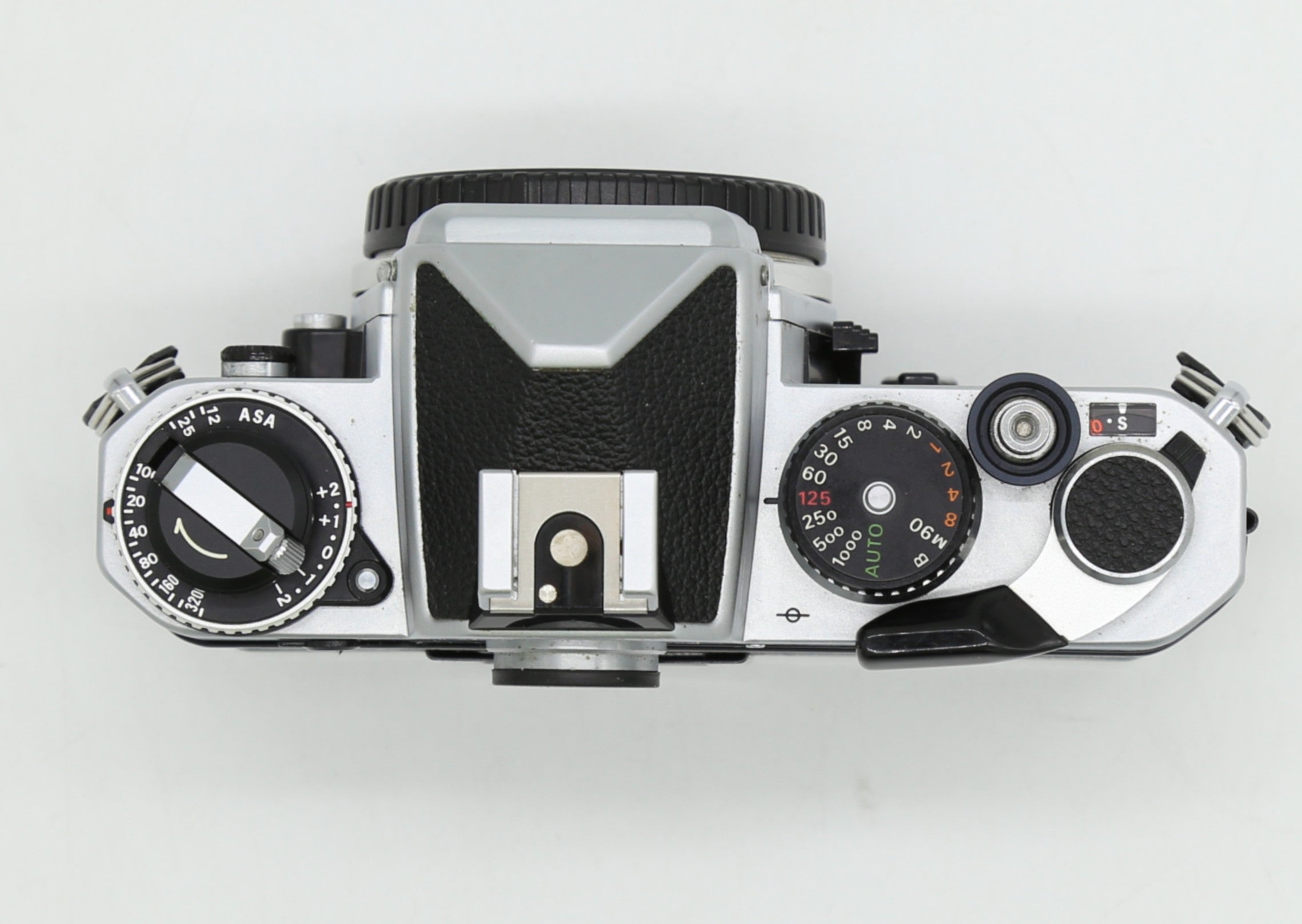 Used Nikon FE Silver Body only 35mm Film Camera  S/N 3011561 (Near-Mint)