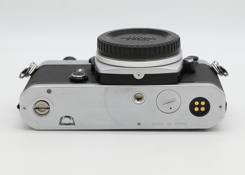 Used Nikon FE Silver Body only 35mm Film Camera  S/N 3011561 (Near-Mint)
