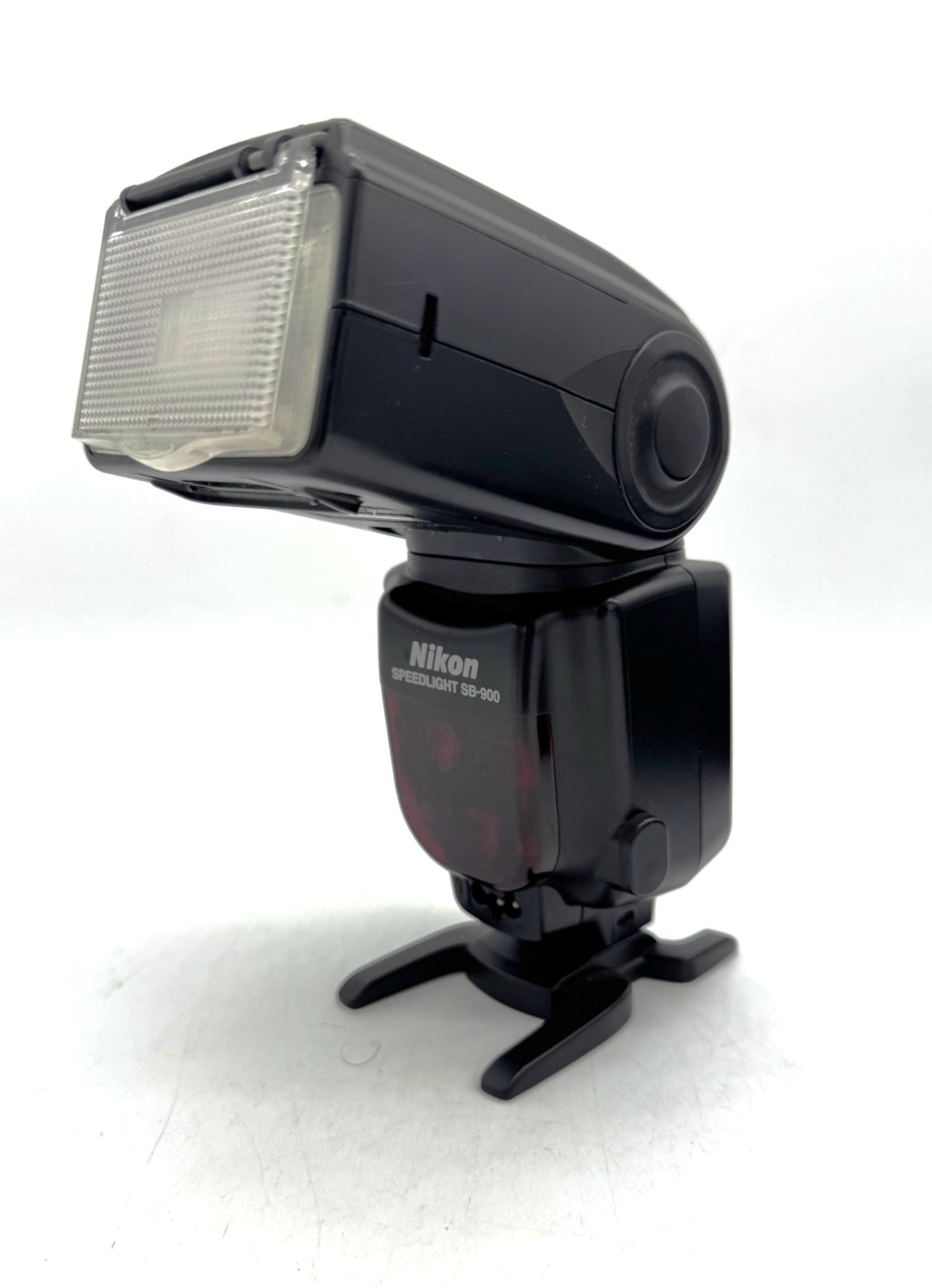Used Nikon SB-900 Speedlight Flash with Accessories S/N 2140079