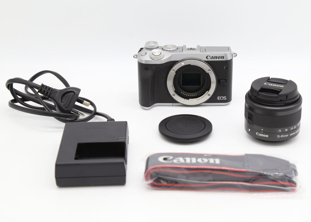Used Canon EOS M6 w. 15-45mm S/N - 455051000650