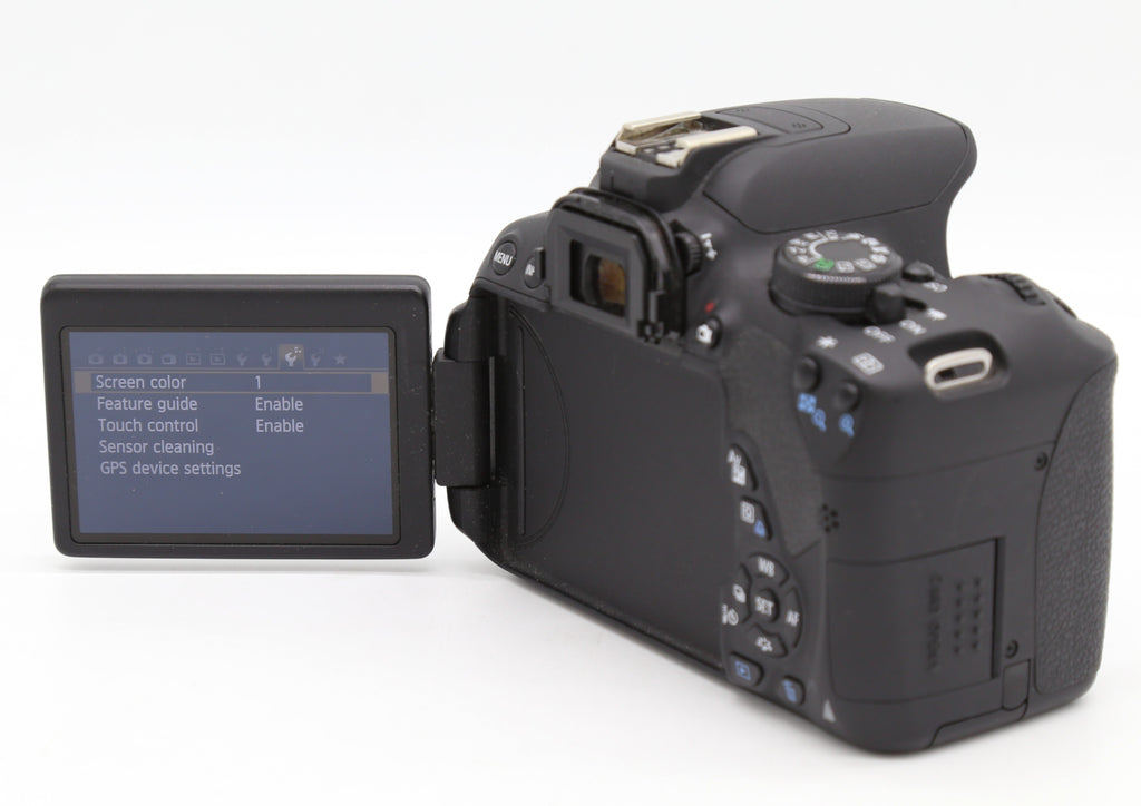 Used Canon EOS 700d w. 18-55mm S/N - 35031002369