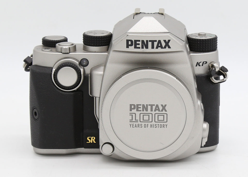Used Pentax KP SR Body Only SN:7306340 incl charger + 2 DLi109 Batteries (24.32MP)