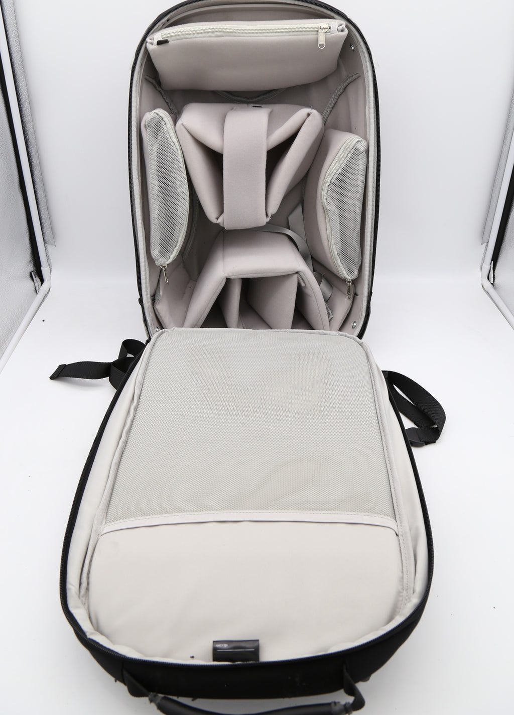 Used DJI Multifunctional Backpack / Hardshell for Phantom Series (Mint)