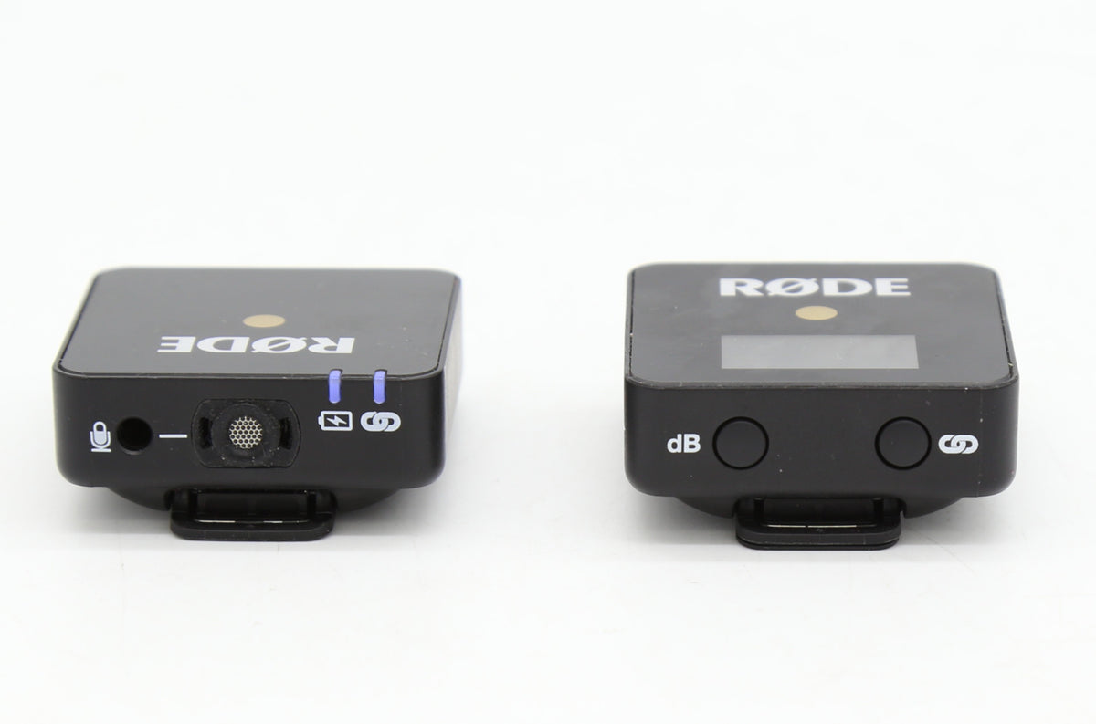 Used Rode Wireless Go Black with Case and accessories. SN: FL0060557