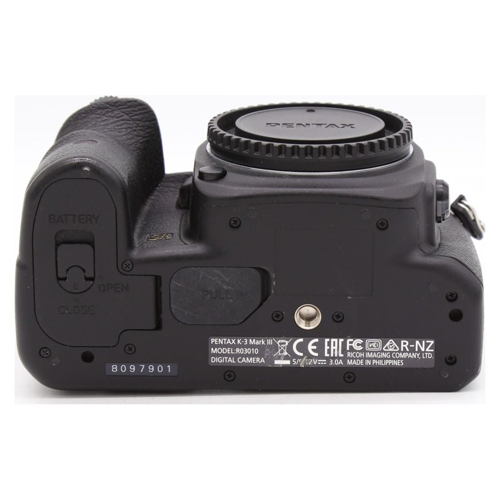 Used Pentax K-3 III Body only. S/N: 8097901302328