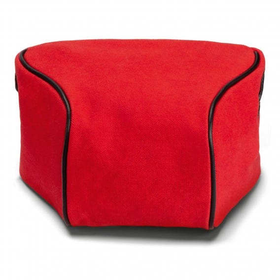 Leica Ettas Pouch Coated Canvas Q2 Red