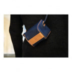 Leica Ettas Pouch Coated Canvas Q2 Red