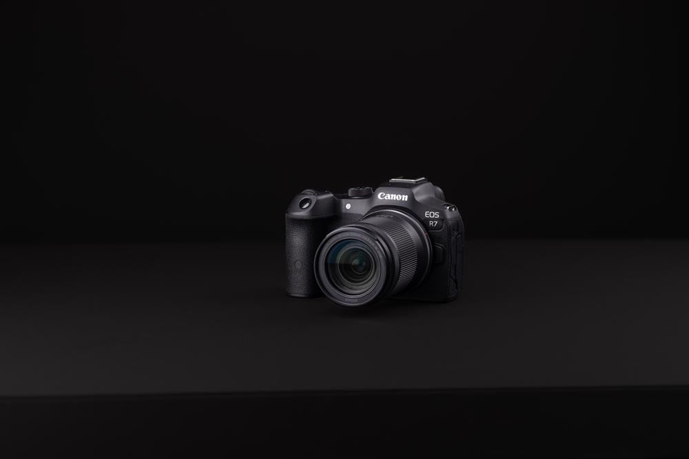 Canon EOS R7 with RF-S 18-150mm IS STM lens