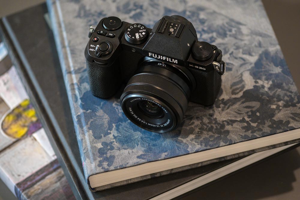 Fujifilm X-S20 Mirrorless Camera with  XC 15-45mm Lens