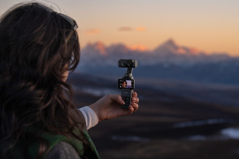 Insta360 Luna Ultra Creator Bundle - Cosmic Black