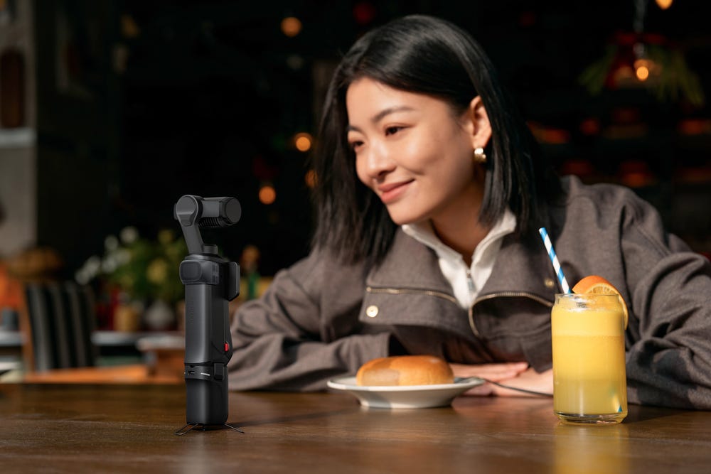 Insta360 Luna Ultra Creator Bundle - Cosmic Black