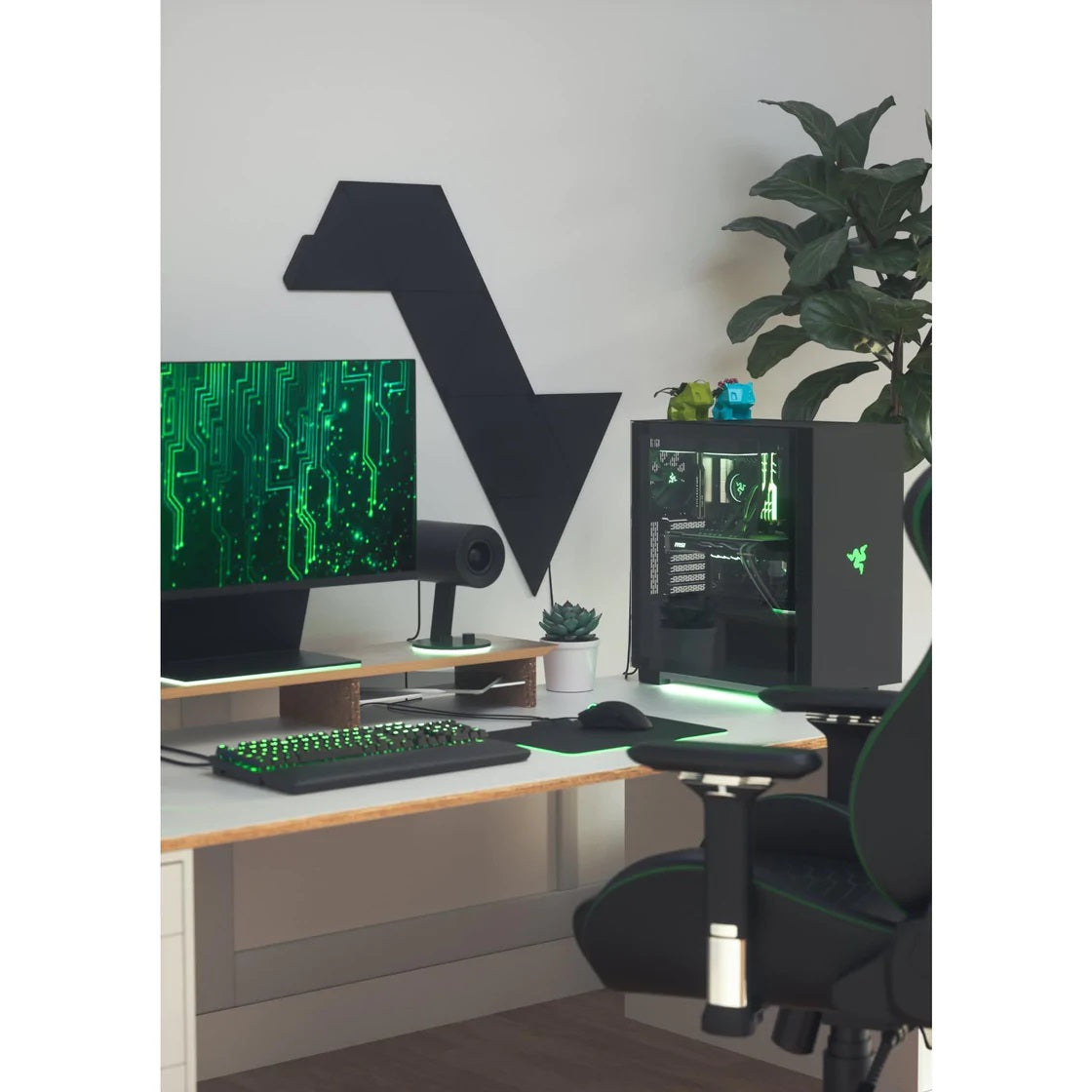 Nanoleaf Shapes - Ultra Black Triangles Expansion Pack (3 Panels)