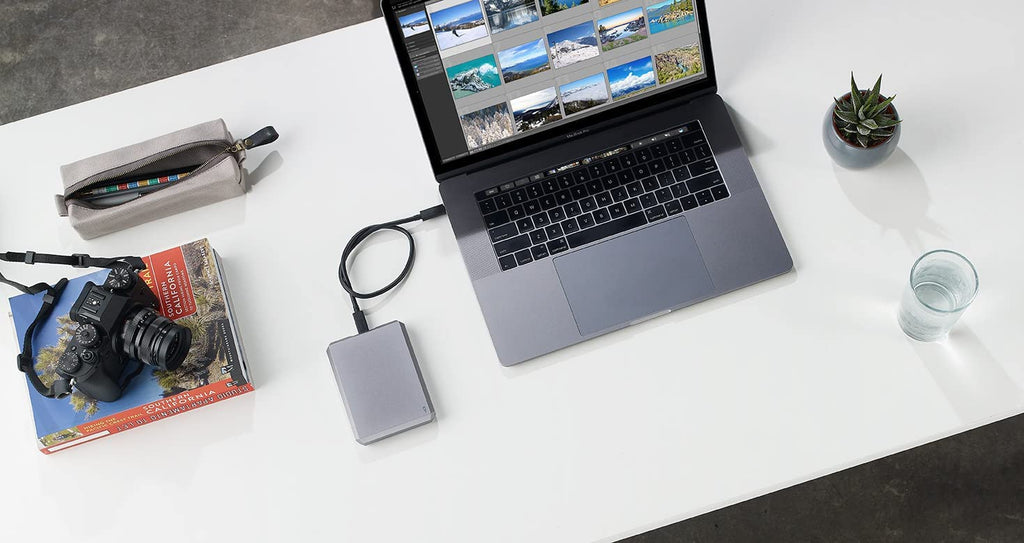 LaCie 1TB Mobile Drive v2 USB-C - Moon Silver