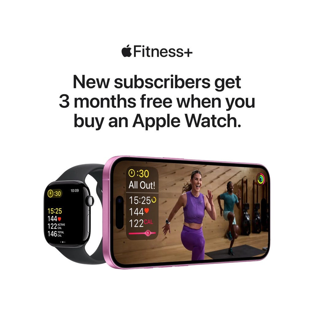 Apple Watch Series 10 46mm Gold Titanium Case GPS + Cellular Sport Band (S/M) (Milanese)