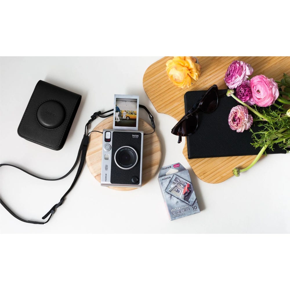 Fujifilm INSTAX Mini Evo Camera Bundle Black 
