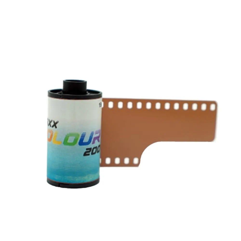 Maxxum 35mm Colour Film 18 exp ISO 200 x5 